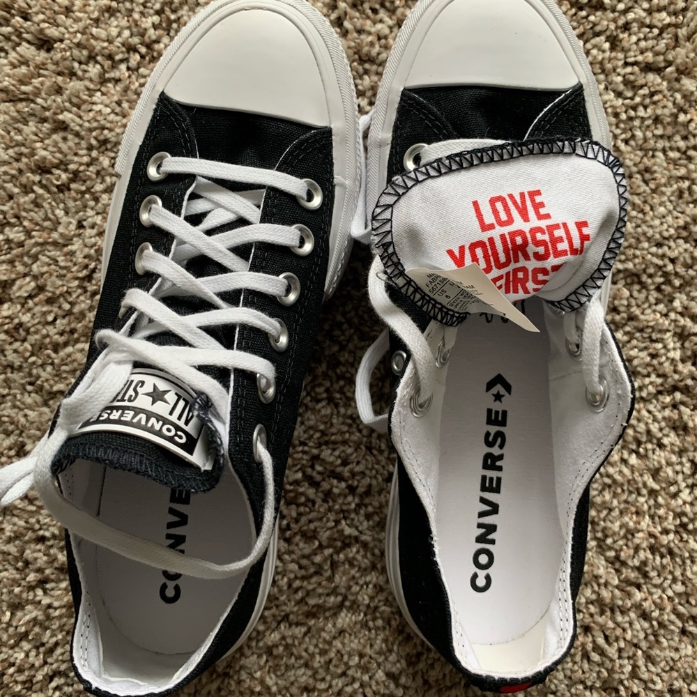 New Converse US6 “Love fearlessly” sneaker